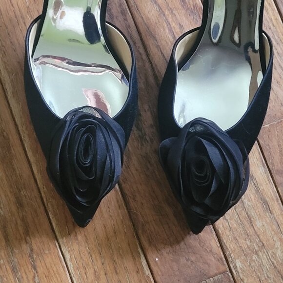 NIB Badgley Mischka Carlise Satin Slingback with Singular Rose, sz 8.5 - Picture 10 of 14